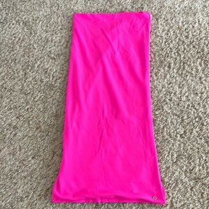Lululemon hot pink vinyasa scarf💗